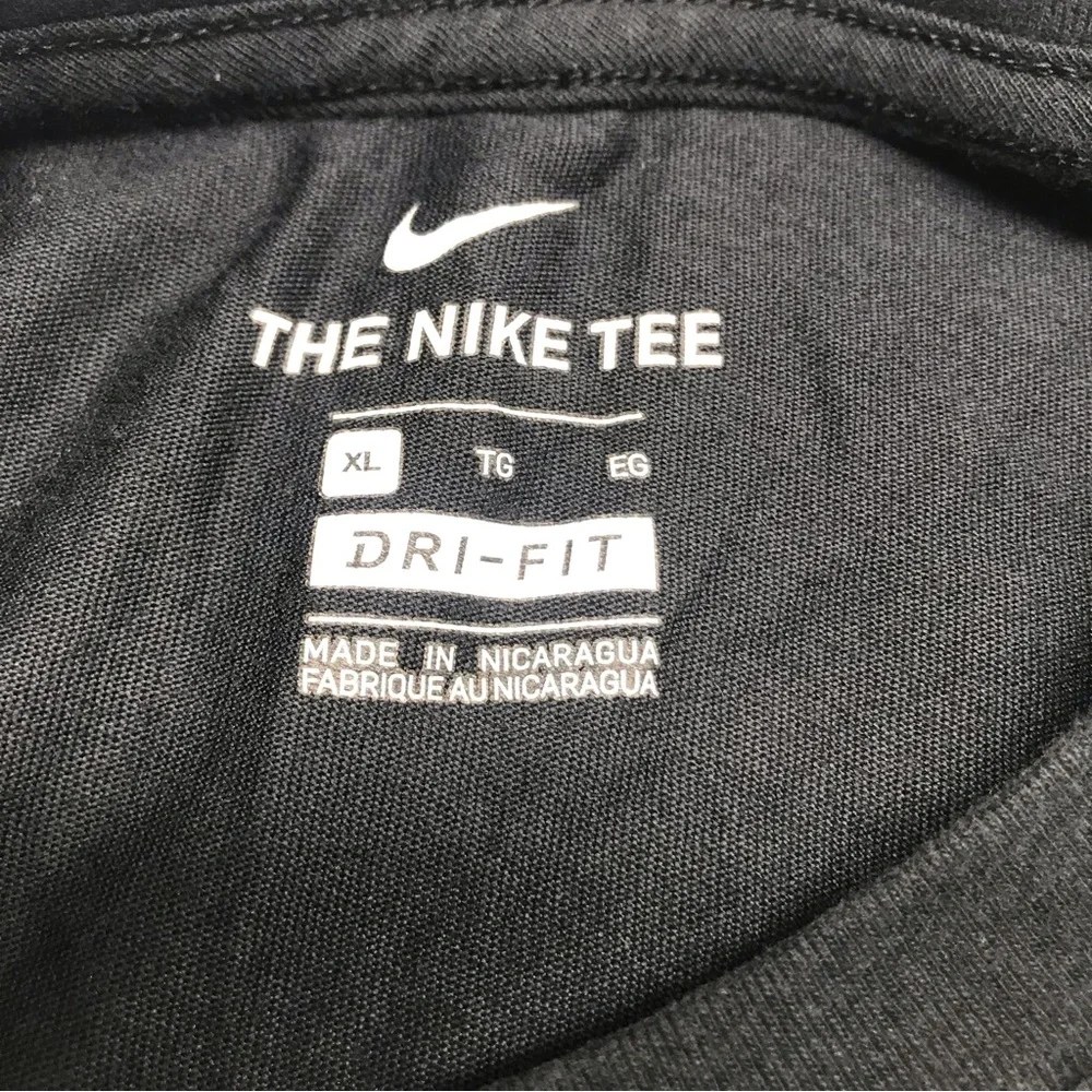 Nike Black The Nike Tee Dri-Fit Men's Soft T-Shirt XL